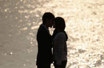 她26岁靠潘金莲爆红，35岁“闪婚闪离”，如今53岁还是孤身一人